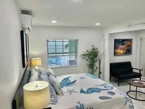 16161 Gardendale Dr in Tampa, FL - Building Photo - Building Photo