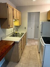 2212 Aldrich Ave S in Minneapolis, MN - Foto de edificio - Building Photo