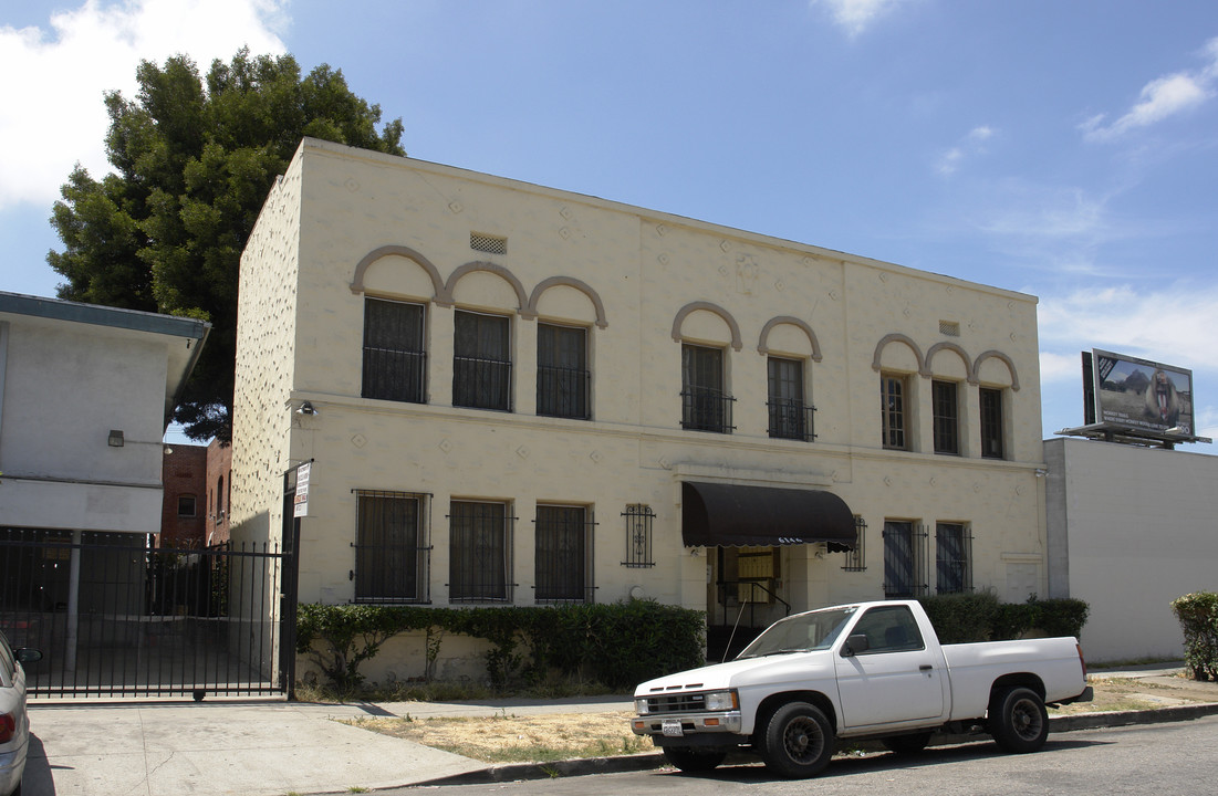 El Vine Apartments in Los Angeles, CA - Building Photo