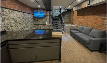 1028a Commonwealth Ave in Boston, MA - Building Photo - Building Photo