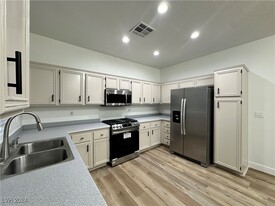 9498 Windborne Ave in Las Vegas, NV - Building Photo - Building Photo