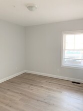 1 Broadway Ave in Ipswich, MA - Building Photo - Building Photo