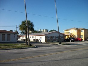 640 75th Ave in St Pete Beach, FL - Building Photo - Building Photo