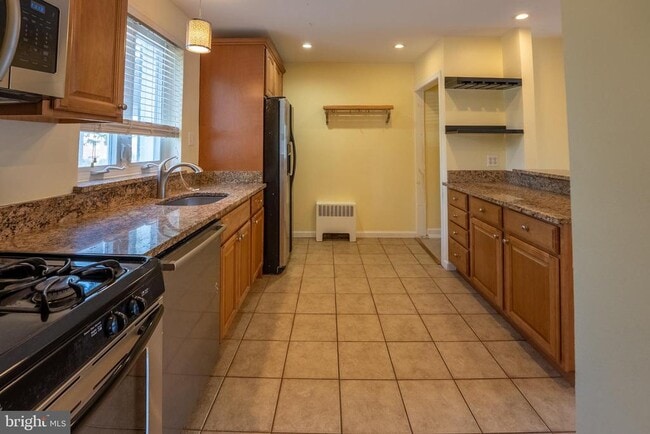property at 2913 Mosby St