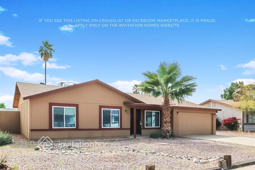 901 W Westchester Ave in Tempe, AZ - Building Photo