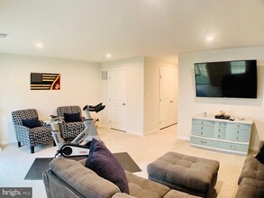 408 Streamview Dr in Fredericksburg, VA - Building Photo - Building Photo