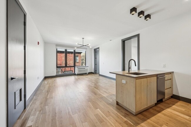 424 Arlington Ave, Unit 402 in Jersey City, NJ - Building Photo - Building Photo