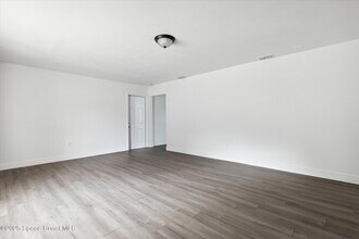 2262 Monroe St in Palm Bay, FL - Building Photo - Building Photo