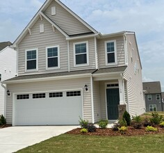 10 Franklin Farm Ln in Benson, NC - Building Photo - Building Photo