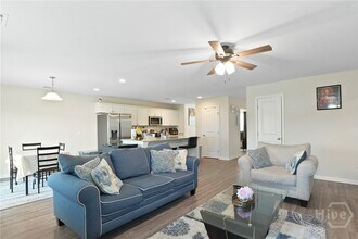 129 Whitehaven Rd in Savannah, GA - Building Photo - Building Photo