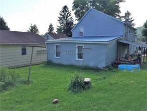 54 N Main St in Andover, NY - Foto de edificio - Building Photo