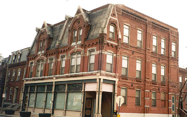 1956 Sidney St in St. Louis, MO - Building Photo