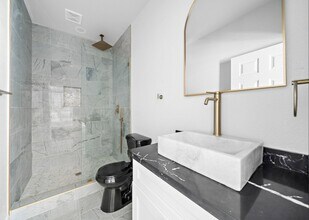 1009 8th St in Galveston, TX - Building Photo - Building Photo