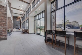 Alta Stone at The Gateway in Salt Lake City, UT - Foto de edificio - Building Photo