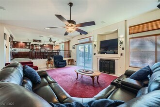 8748 Castle Hill Ave in Las Vegas, NV - Building Photo - Building Photo