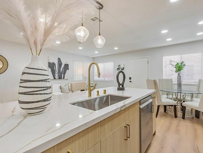 property at 824 Gilchrist Dr