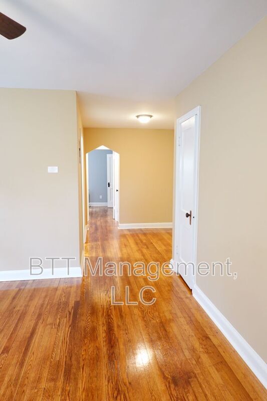 property at 8406 Greenwood Ave
