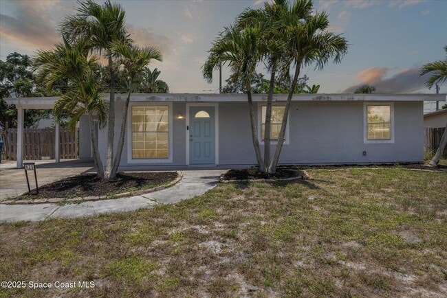 property at 925 Abeto St NE