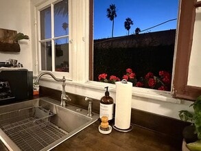 725 Washington Blvd in Marina Del Rey, CA - Foto de edificio - Building Photo