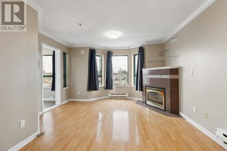 6963-6963 Victoria Dr in Vancouver, BC - Building Photo - Building Photo