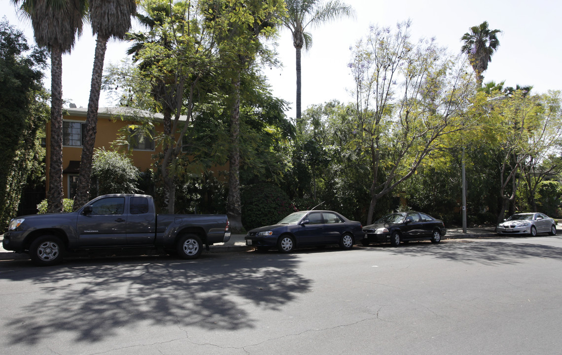 1260-1264 N Hayworth Ave in Los Angeles, CA - Building Photo