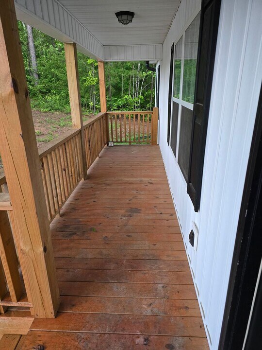 3633 Reed Rd in Tunnel Hill, GA - Building Photo