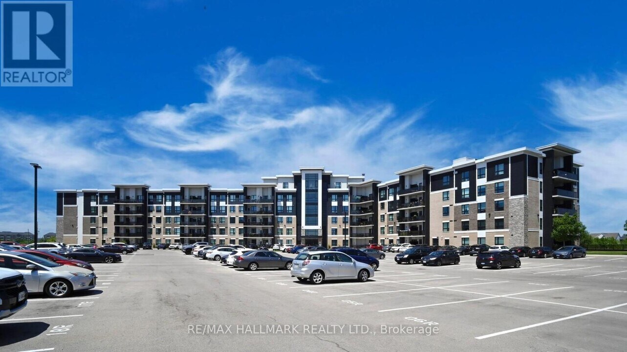 630-630 Sauve St in Milton, ON - Building Photo