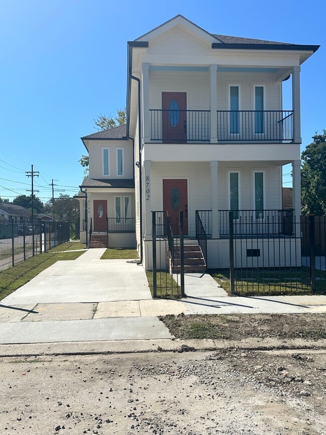 property at 8704 Pritchard Pl