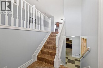707 Sarah Ct in Windsor, ON - Building Photo - Building Photo