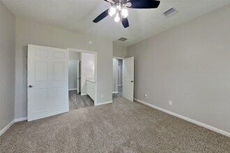 8618 Cedar Walk Dr in Tomball, TX - Building Photo - Building Photo