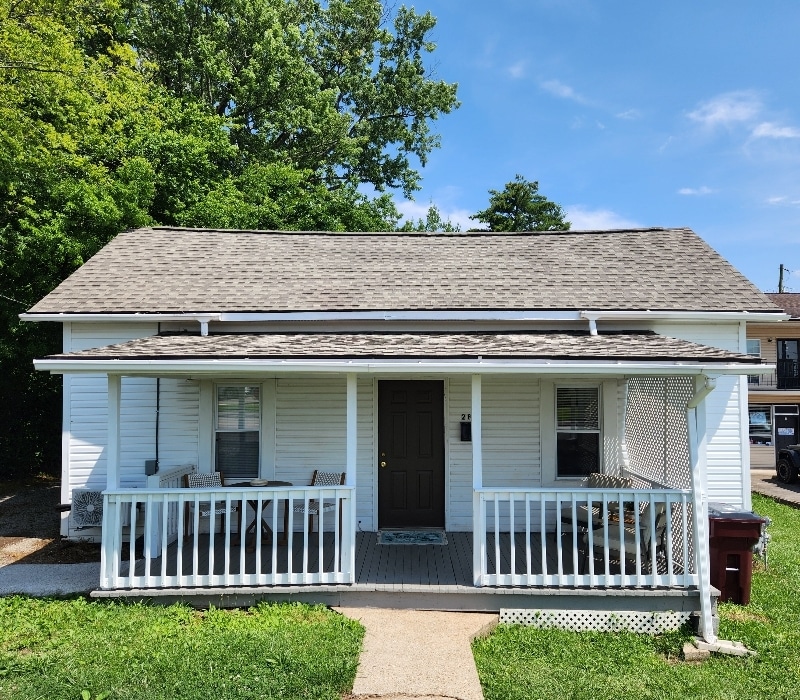261 Gill St in Alcoa, TN - Building Photo