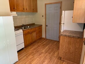 737 Forest Hills Dr SW, Unit 737 in Rochester, MN - Building Photo - Building Photo