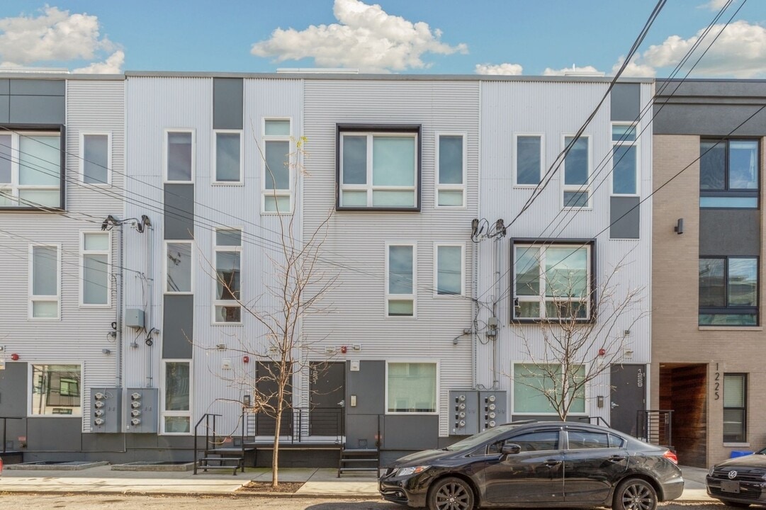 1232 Lecount St, Unit A in Philadelphia, PA - Building Photo