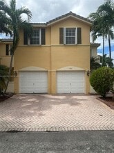 5486 NW 112th Path in Doral, FL - Building Photo - Building Photo