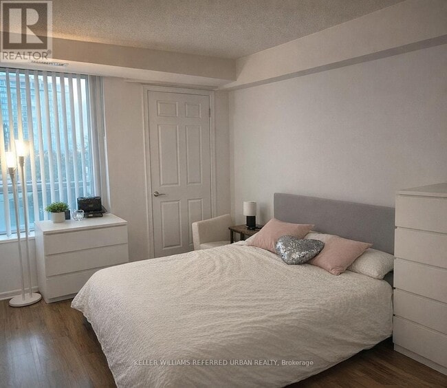 30 Harrison Garden Blvd in Toronto, ON - Building Photo - Building Photo