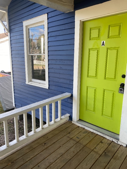 311 S Pierce St in Lafayette, LA - Foto de edificio