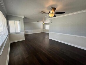 6690 17th St N in St. Petersburg, FL - Building Photo - Building Photo