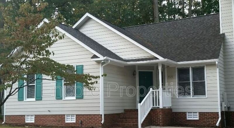 4528 Aviemore Crescent in Raleigh, NC - Building Photo