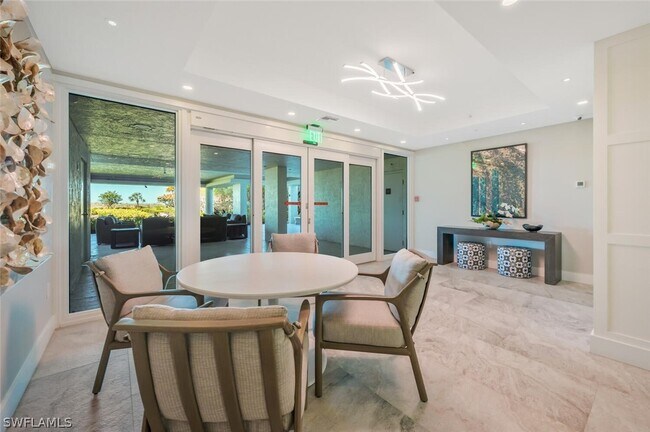 20 Seagate Dr