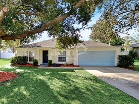 1461 Whooping Dr in Groveland, FL - Building Photo