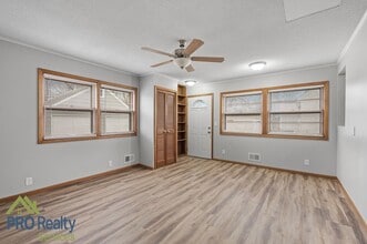4234 Adair Ave N in Minneapolis, MN - Building Photo - Building Photo