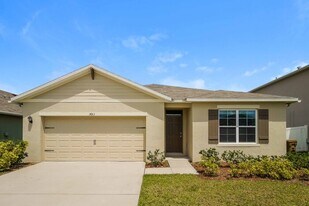 1453 Kensley Ave in Kissimmee, FL - Building Photo