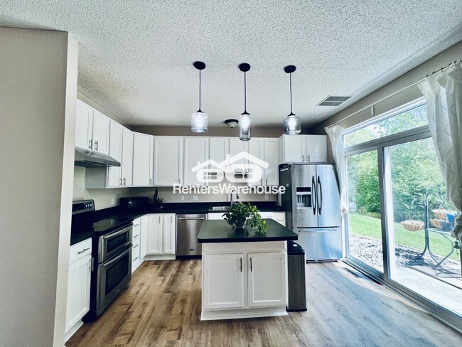16799 39th Ave N in Minneapolis, MN - Building Photo - Building Photo