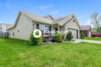 9317 Longhorn Ct in Louisville, KY - Building Photo - Building Photo