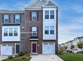 9001 Elderwood Pl in Upper Marlboro, MD - Building Photo