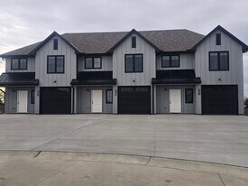 86 SE 351st Rd in Warrensburg, MO - Building Photo