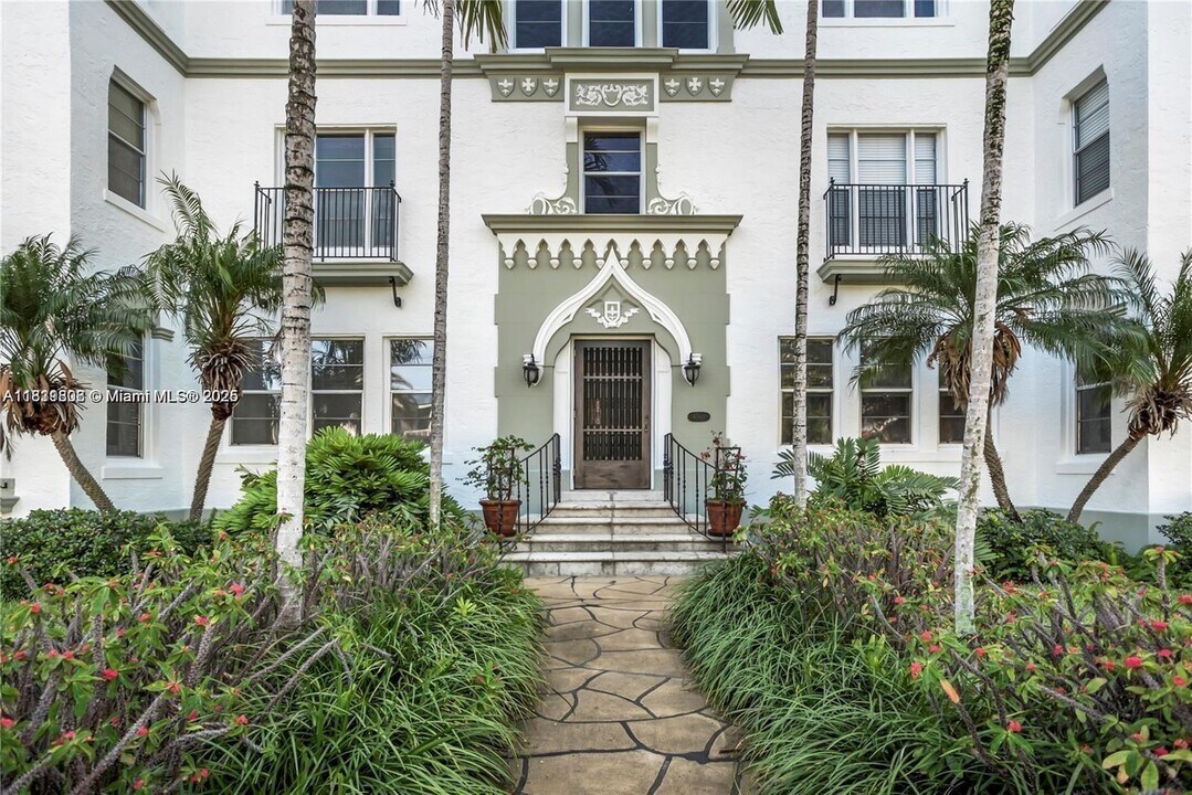 4501 Prairie Ave in Miami, FL - Building Photo