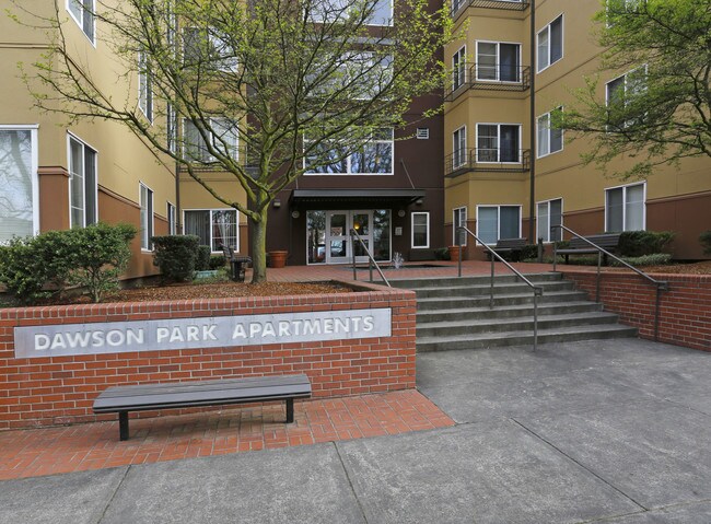 Dawson Park Apartment in Portland, OR - Building Photo - Building Photo