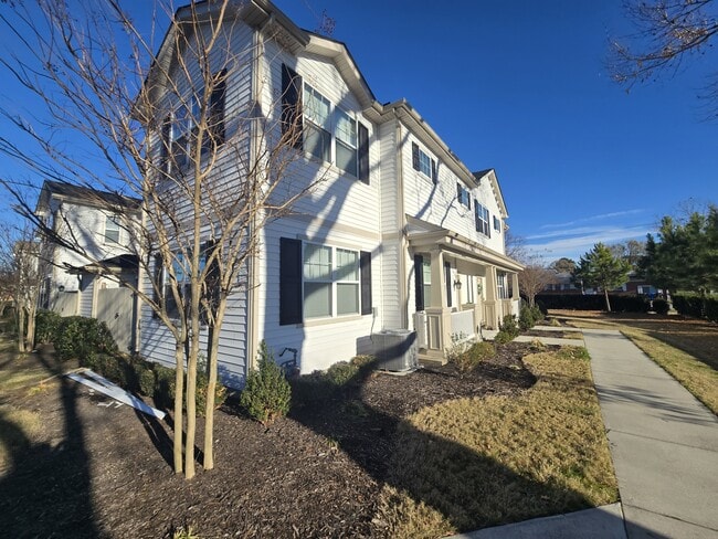 5101 Cora Anne Ln in Virginia Beach, VA - Building Photo - Building Photo