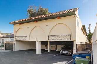 14624 Gault St in Van Nuys, CA - Building Photo - Building Photo